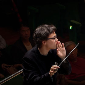 Tarmo Peltokoski & Daniel Lozakovich - Hong Kong Philharmonic Orchestra